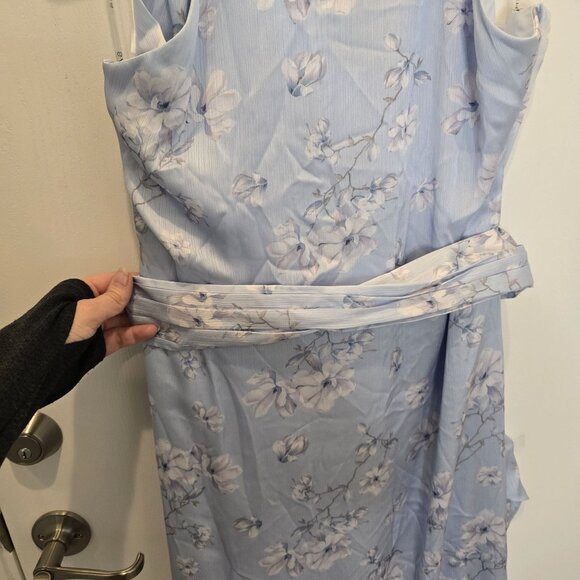 NWT Sachin & Babi Kayla Halter Wildflowers Blue Floral Sleeveless Maxi Dress - Picture 9 of 14